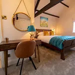 Holiday home 1 Bed In Richmond Oc-88589 *
