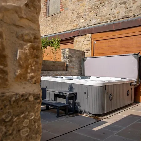 1 Bed In Richmond 88589 *