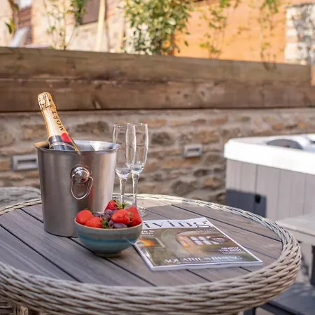 1 Bed In Richmond 88589 *